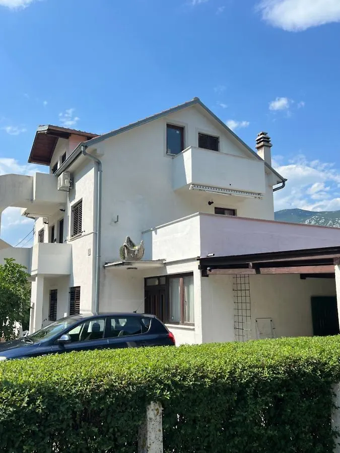Apartmani Matić Crikvenica 0*,